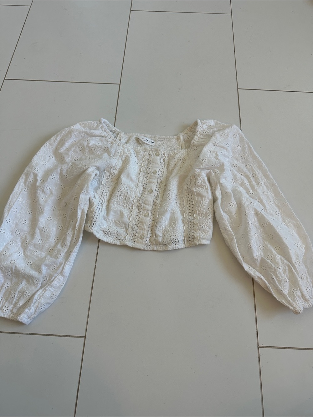 Zara girls White Eyelet Peasant Top 10